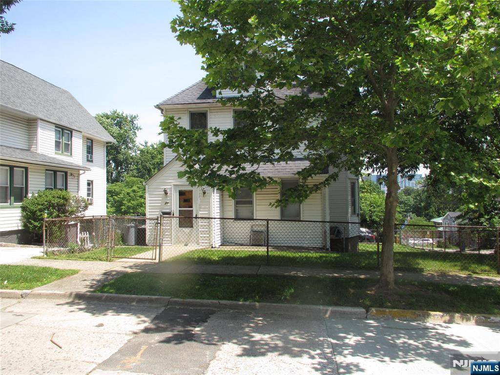 Ridgefield Park, NJ 07660,21 Overpeck AVE