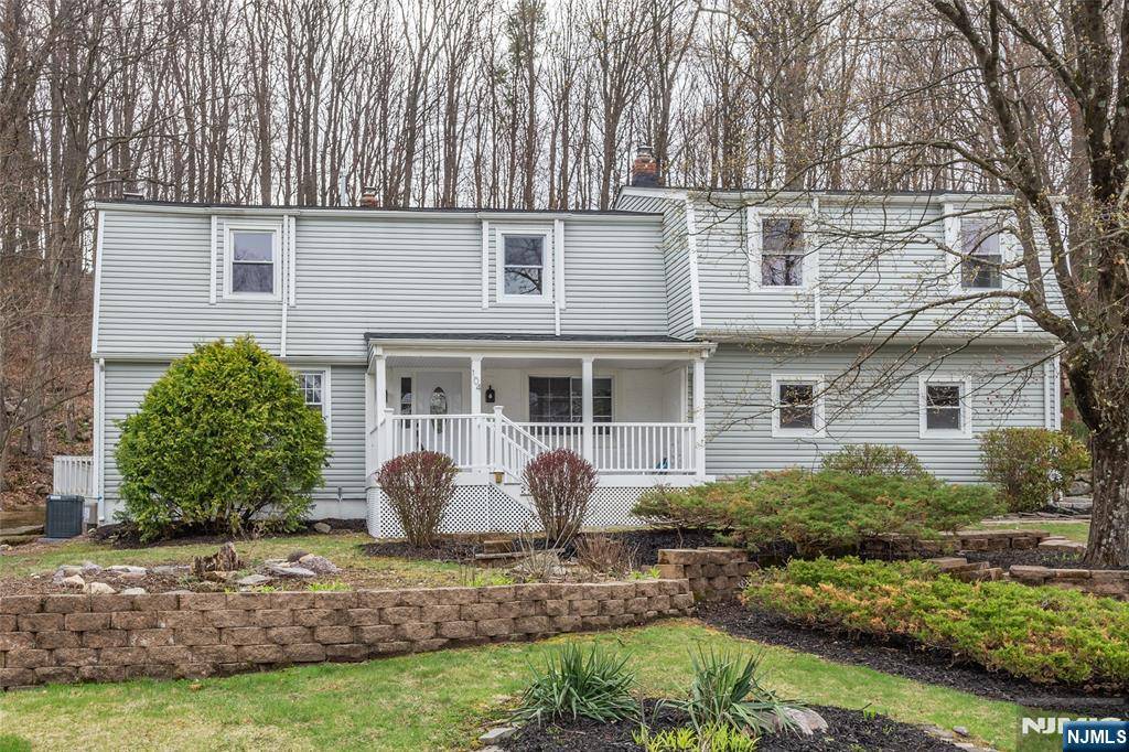 West Milford, NJ 07480,104 Vreeland RD
