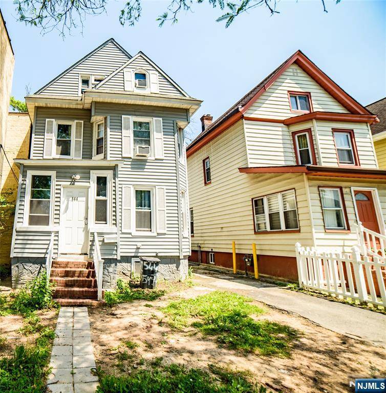 East Orange, NJ 07017,544 Prospect ST