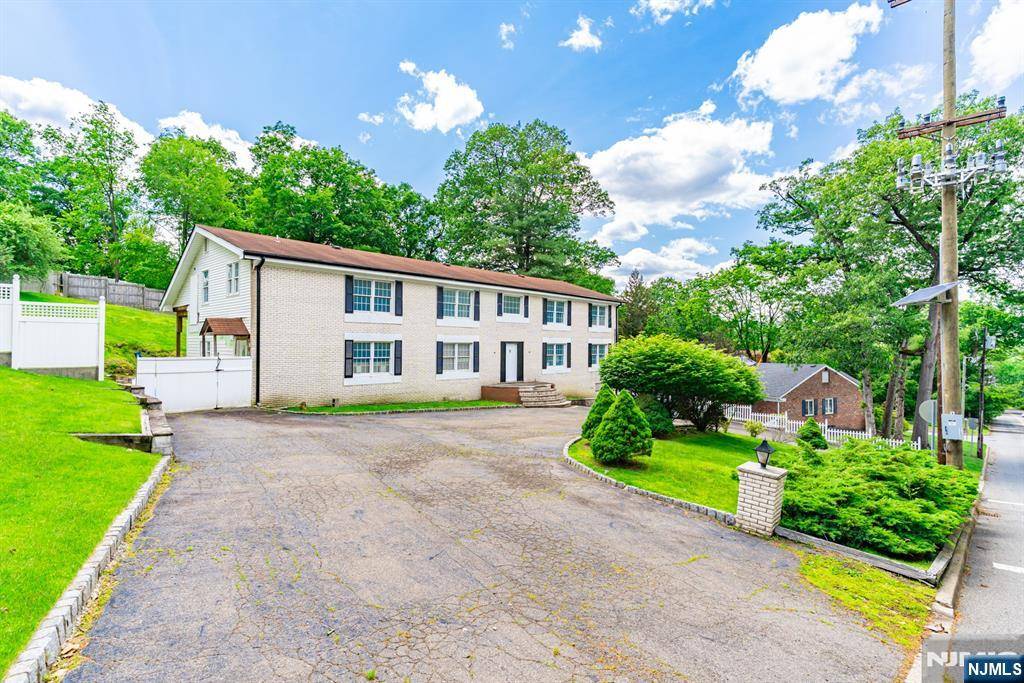 Little Falls, NJ 07424,72 Francisco AVE
