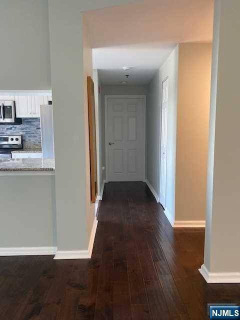 Fort Lee, NJ 07024,100 Old Palisade RD #3201