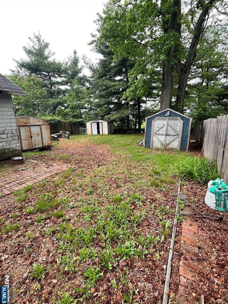 Paramus, NJ 07652,43 S Farview AVE