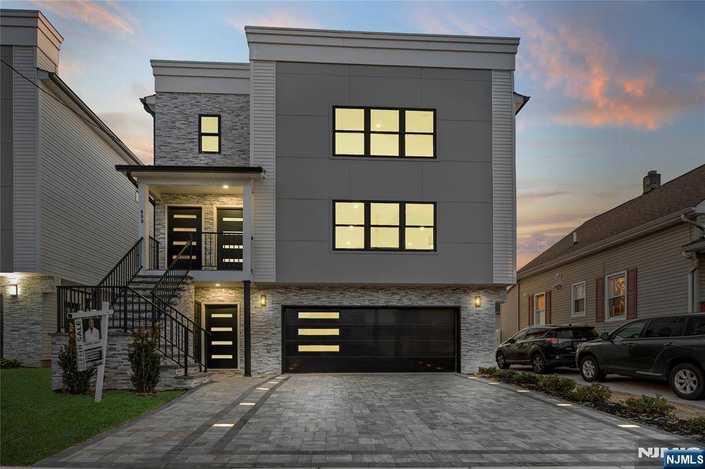 Linden, NJ 07036,908 Park AVE