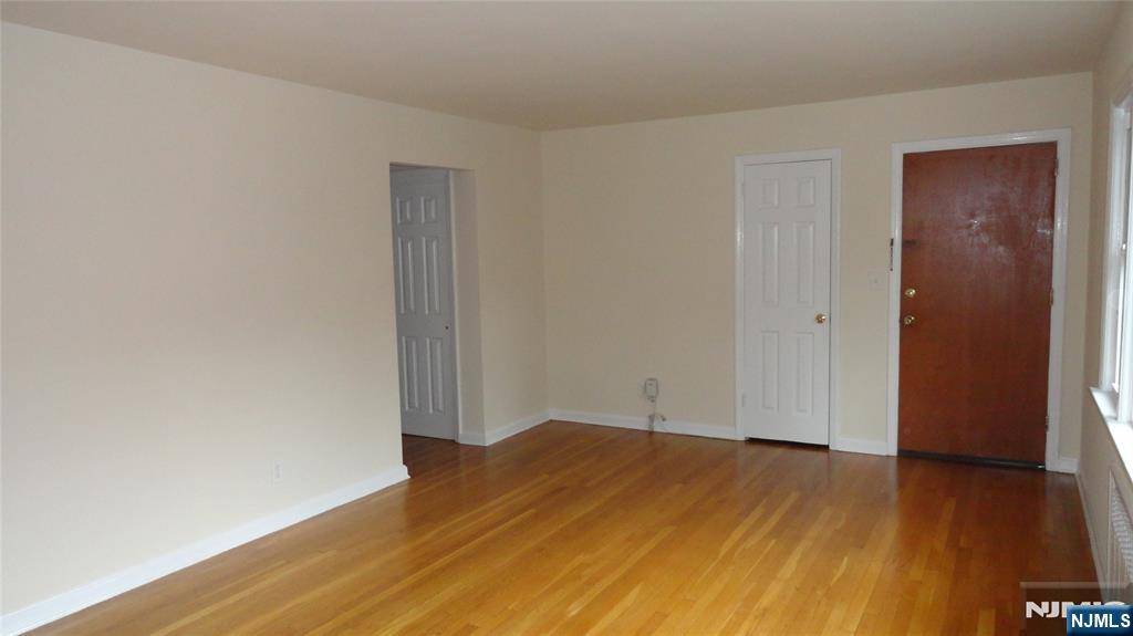 Ridgefield Park, NJ 07660,278-282 TEANECK RD #1-A