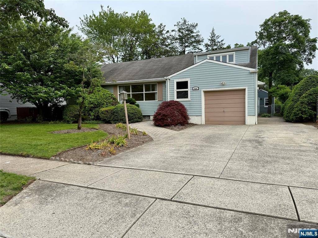 New Milford, NJ 07646,324 Jordan RD