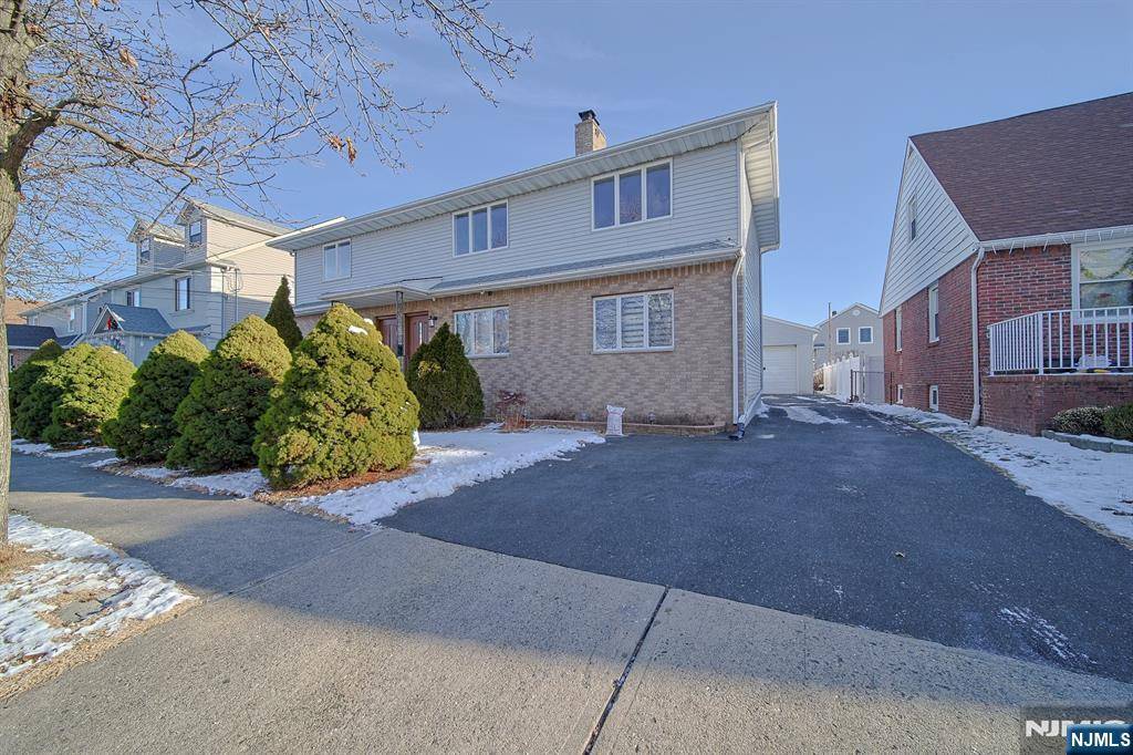 Garfield, NJ 07026,108 Bergen ST
