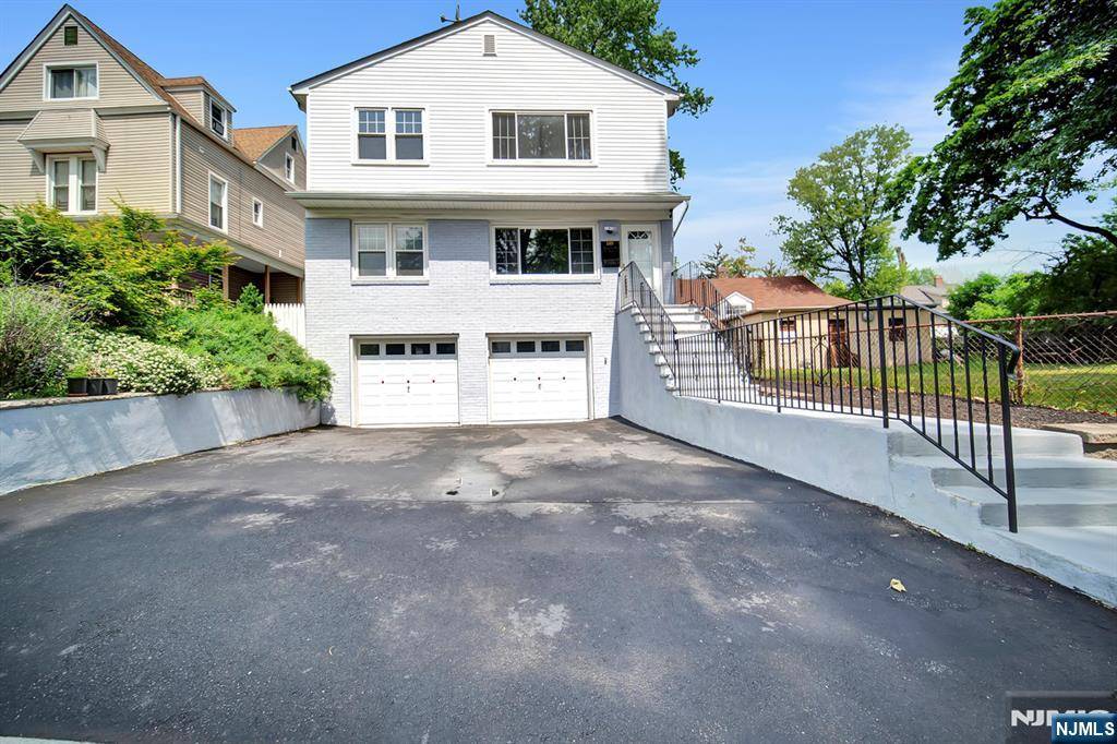 East Orange, NJ 07017,509 Grove ST