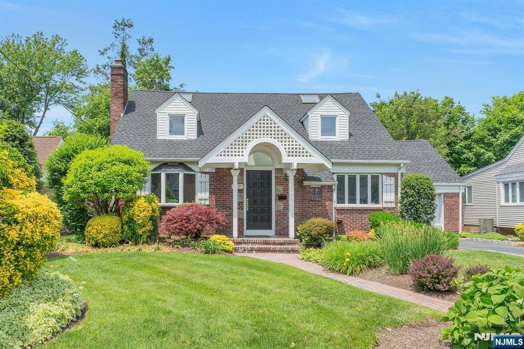 Fair Lawn, NJ 07410,11-17 Fairhaven PL