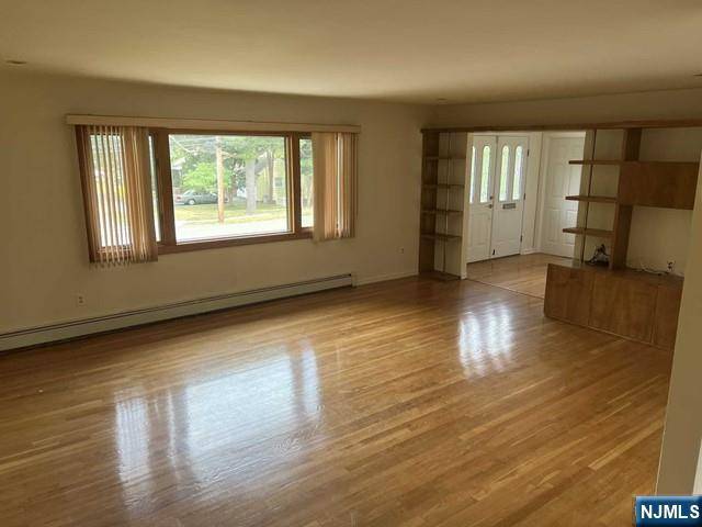 Ridgewood, NJ 07450,522 Grove ST