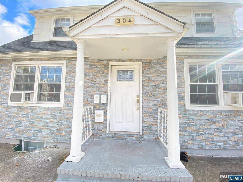 Ridgefield, NJ 07657,304 Shaler BLVD #2ND FL