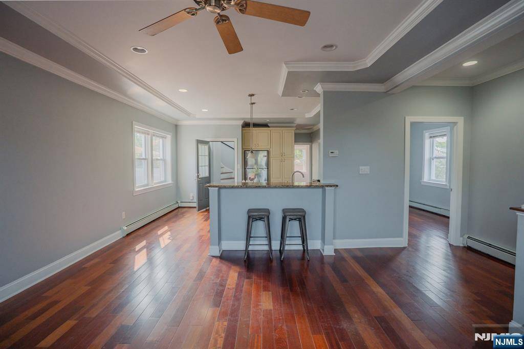 Nutley, NJ 07110,42 Berton PL