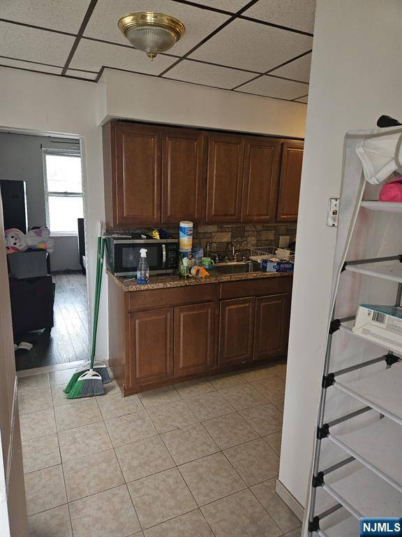 Lodi, NJ 07644,208 Farnham AVE #1R