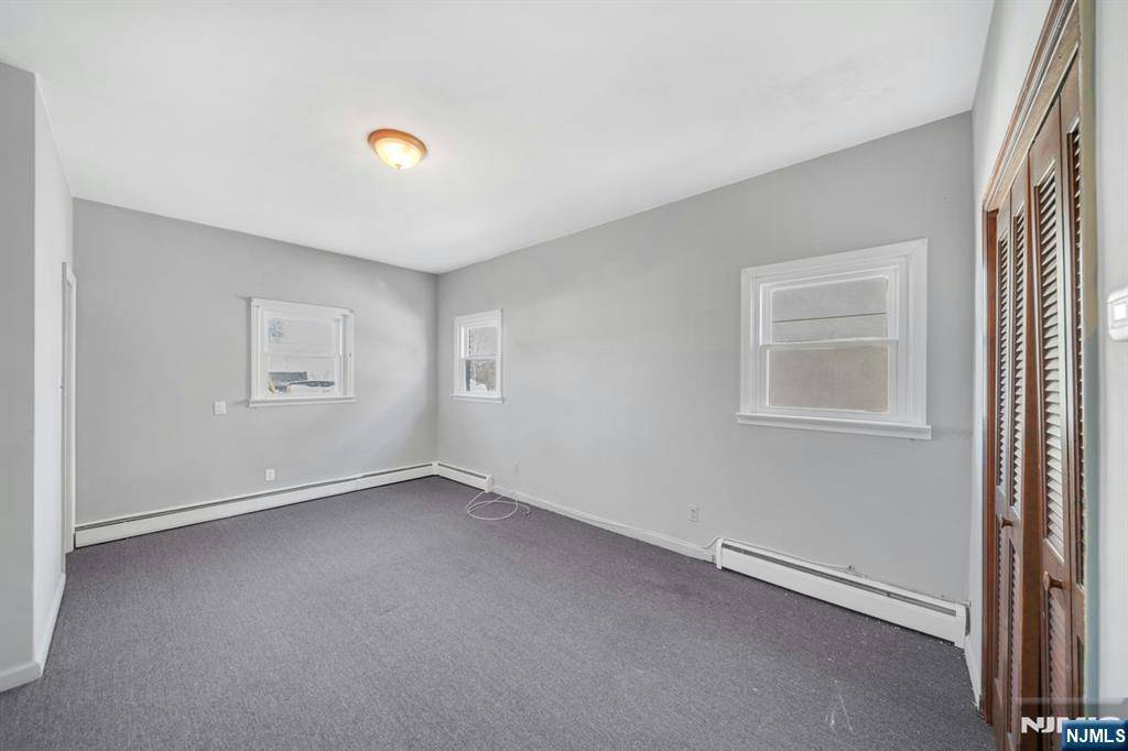 Lyndhurst, NJ 07071,649 New Jersey AVE #1