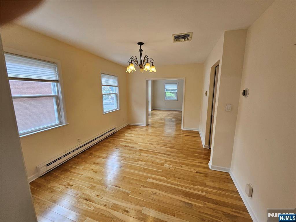 Leonia, NJ 07605,316 Harold AVE