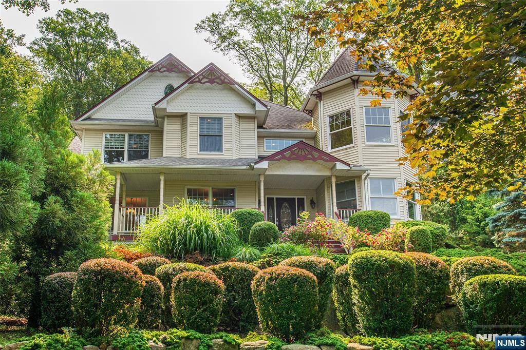 Ringwood, NJ 07456,96 Coventry WAY