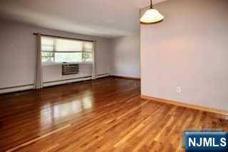 Fair Lawn, NJ 07410,38-06 Dobrin CT