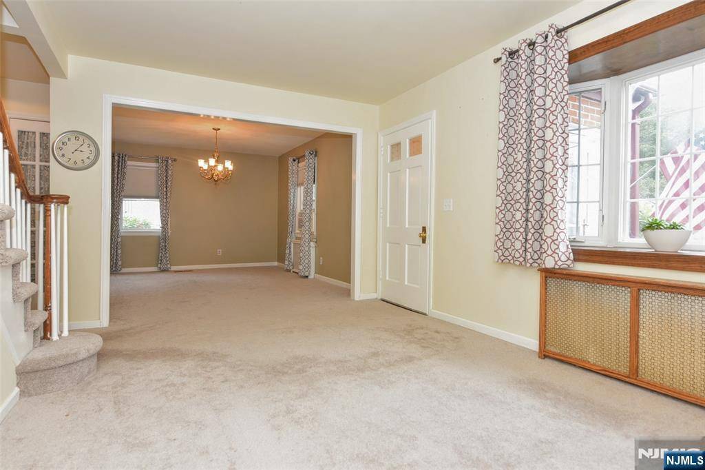 North Haledon, NJ 07508,62 Overlook AVE