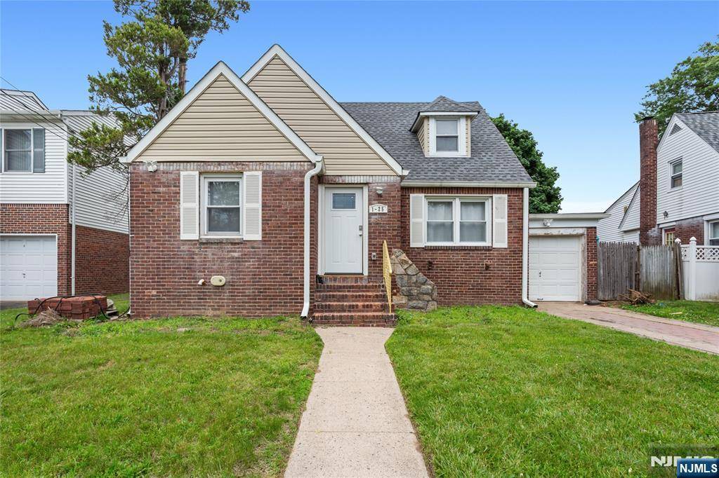 Fair Lawn, NJ 07410,1-25 37th ST