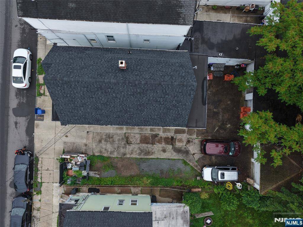Paterson, NJ 07524,20 2nd AVE