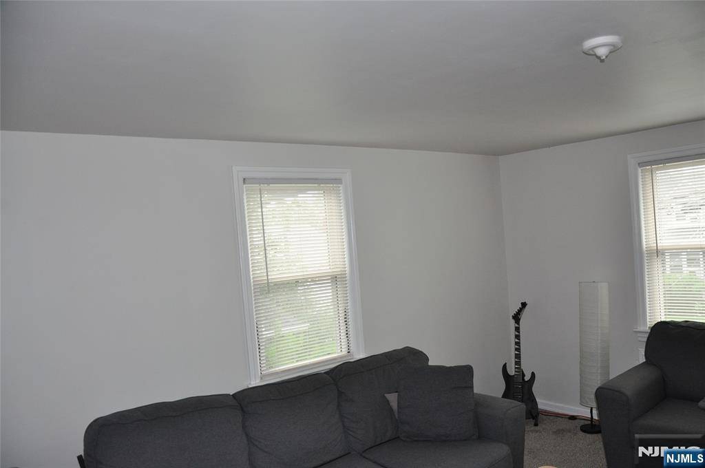 Little Falls, NJ 07424,16 Hughes PL