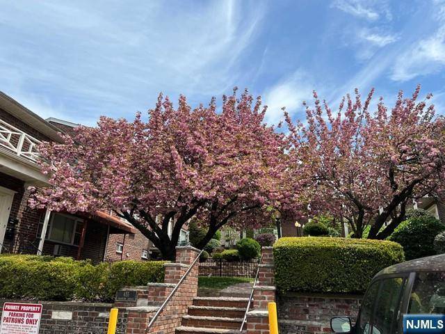 Fairview, NJ 07022,455 Fairview AVE #8