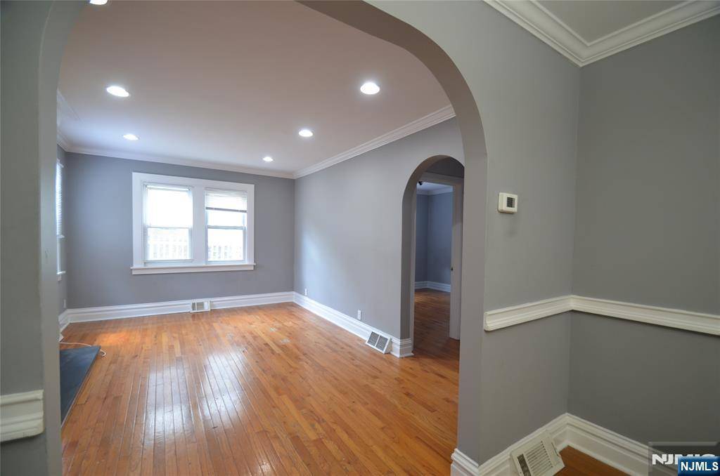 Maywood, NJ 07607,53 Park AVE