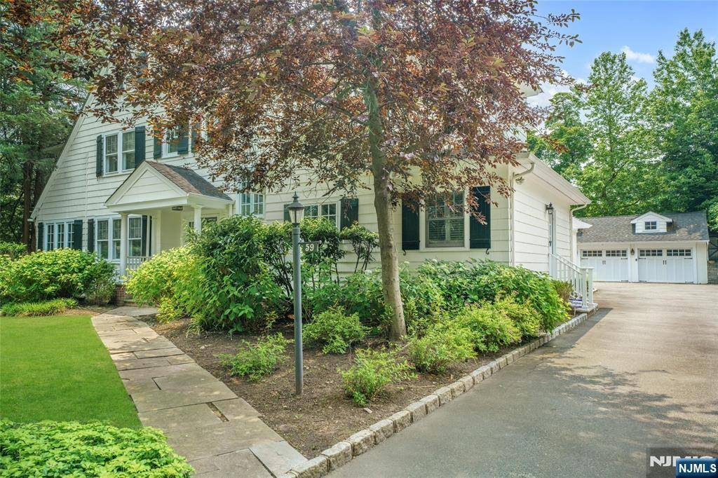 Millburn, NJ 07078,59 West RD