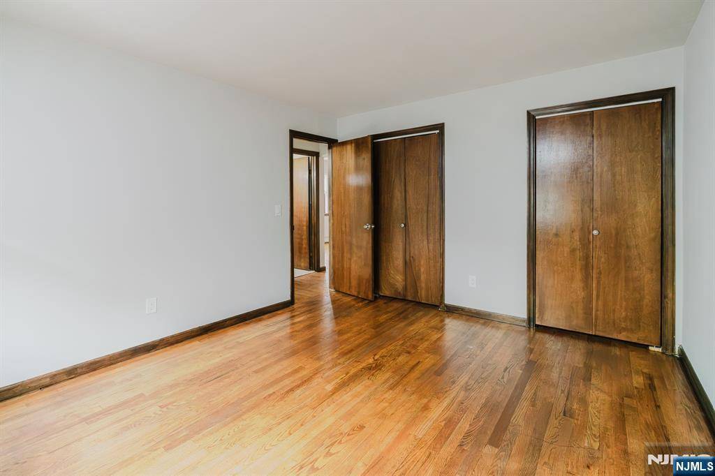 Lodi, NJ 07644,204 Terhune AVE #F
