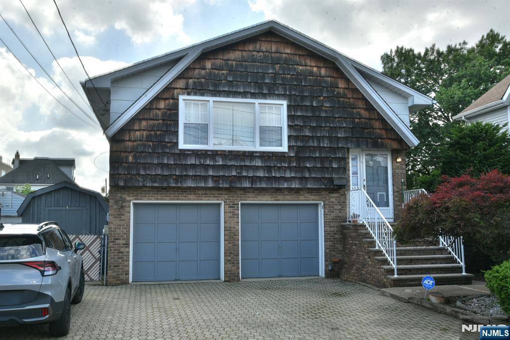 Elmwood Park, NJ 07407,102 Parkview