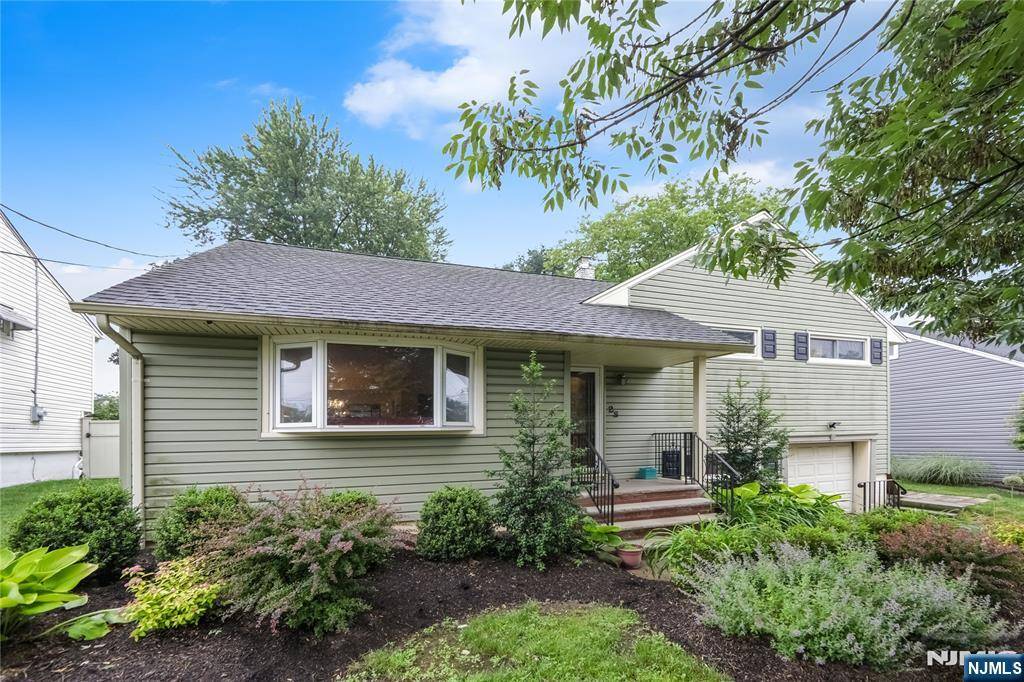 Bloomfield, NJ 07003,28 Urma PL