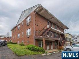 Lodi, NJ 07644,300 Garibaldi AVE #1B