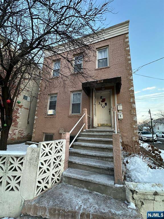 Lodi, NJ 07644,370 Main ST