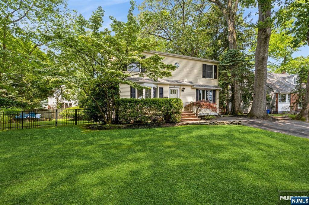Cresskill, NJ 07626,41 Roosevelt ST