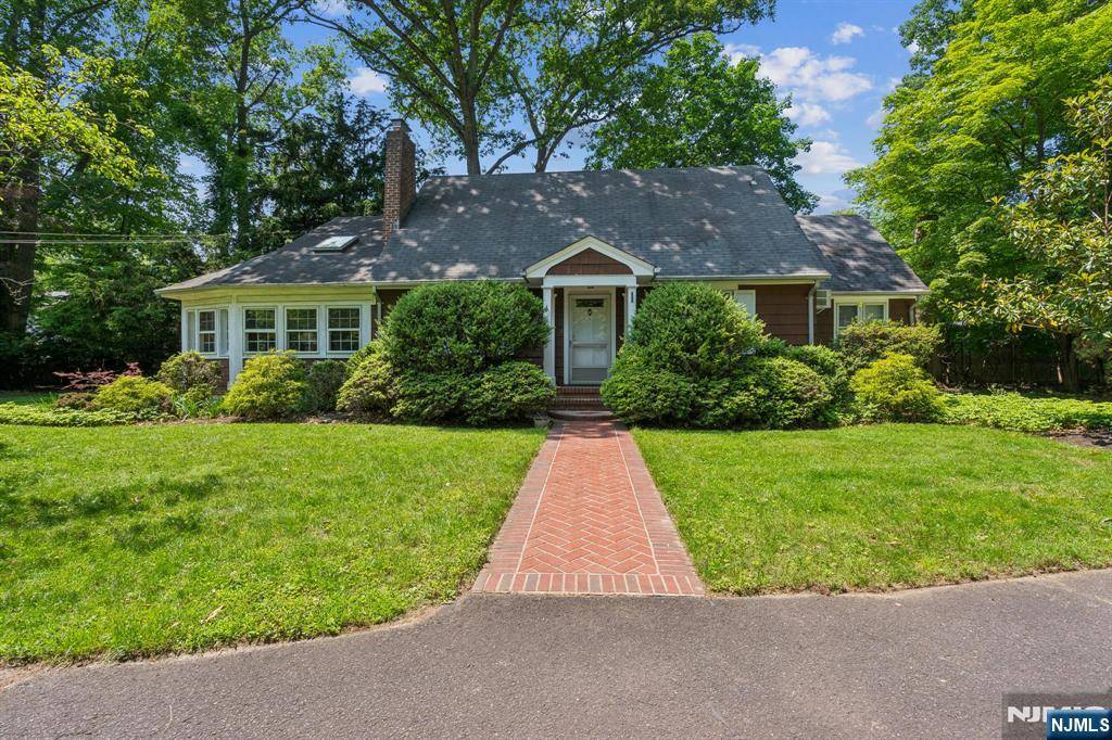 Hillsdale, NJ 07642,96 Washington AVE