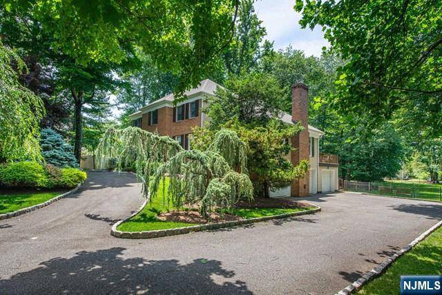 Wyckoff, NJ 07481,5 Hurley CT