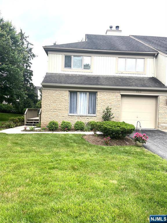 Mahwah, NJ 07430,643 Blue Ridge LN