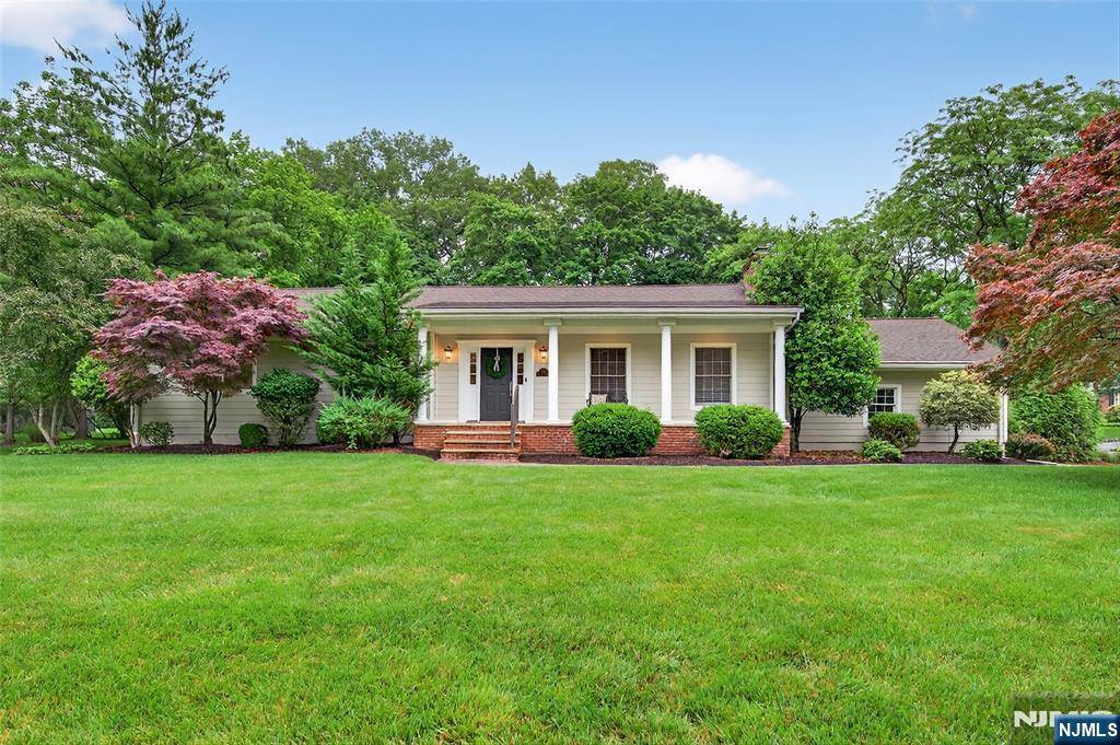 Wyckoff, NJ 07481,328 Blue Hill TER