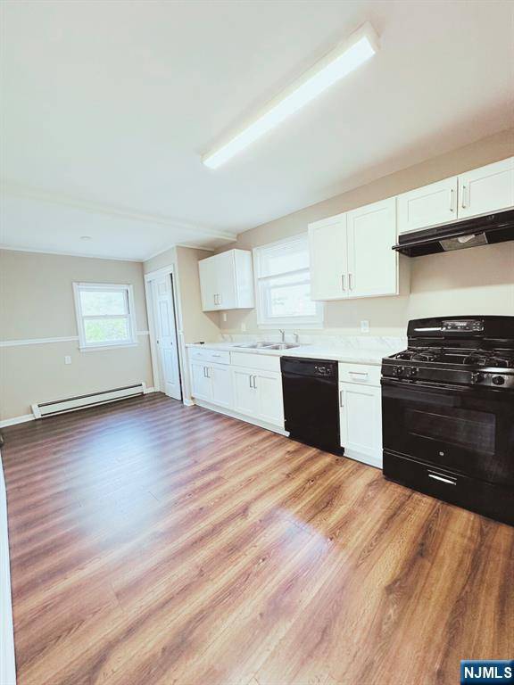 Bloomfield, NJ 07003,33 Elmwood AVE