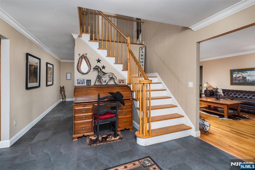 Hamburg, NJ 07419,15 Franeks RD