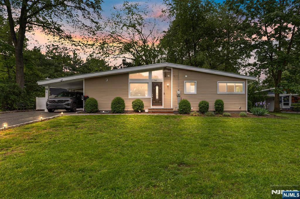 Englewood, NJ 07631,143 Belmont ST