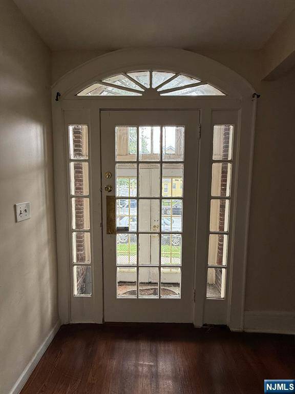 Irvington, NJ 07111,143 W Allen ST