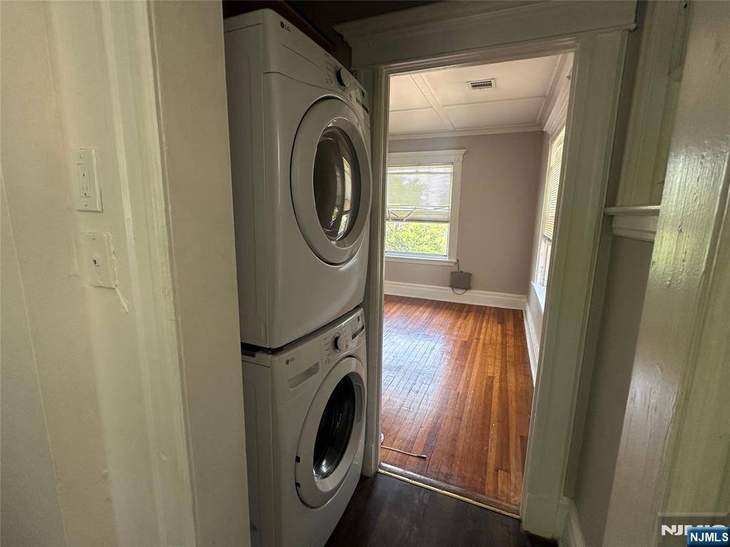 Bogota, NJ 07603,461 Larch AVE #2