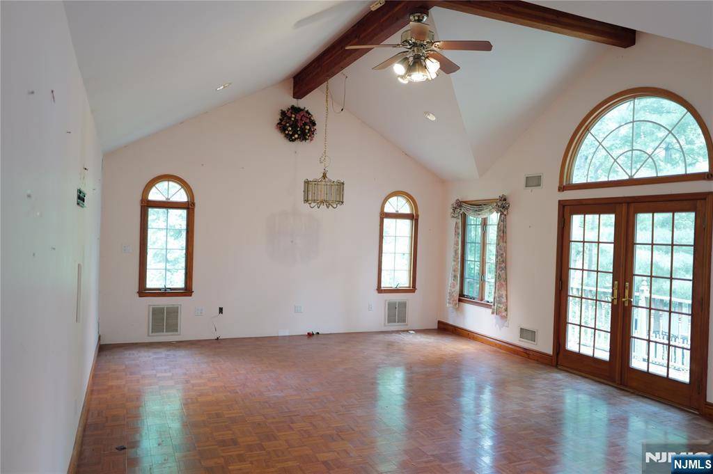 Demarest, NJ 07627,106 Prescott ST