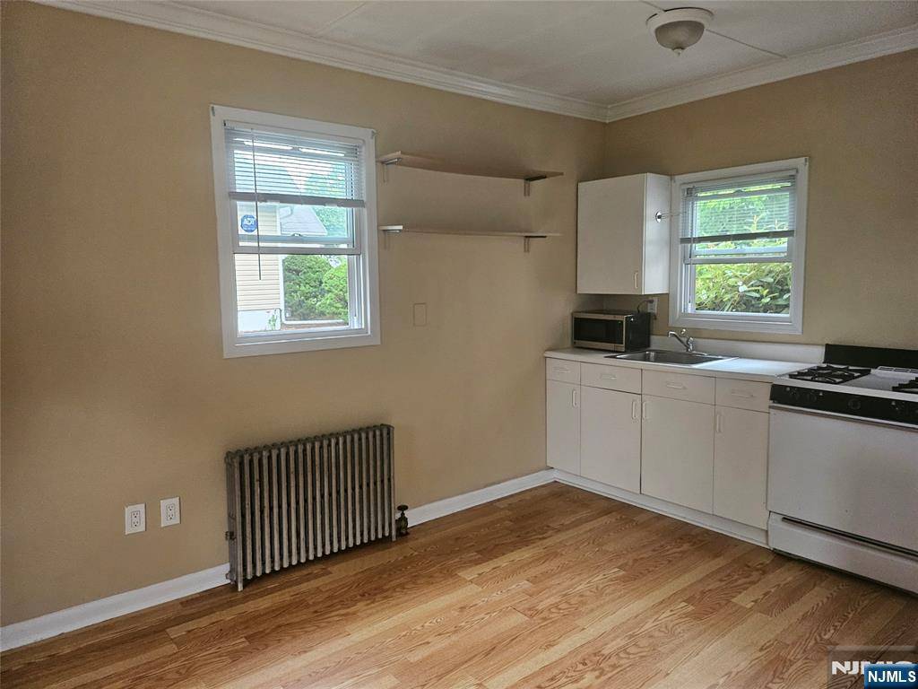 Paramus, NJ 07652,Address not disclosed