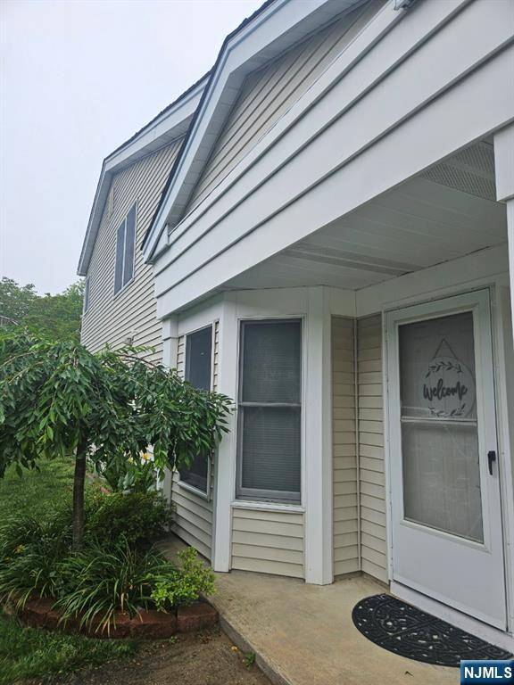 Toms River, NJ 08755,2393 Coral Leaf RD