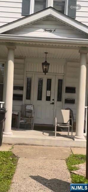 Paramus, NJ 07652,20 Farview AVE #B