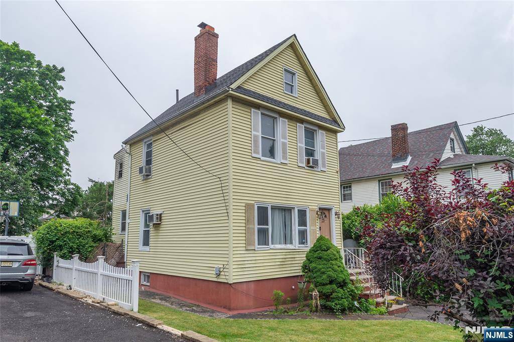 Ridgefield Park, NJ 07660,23 Preston ST