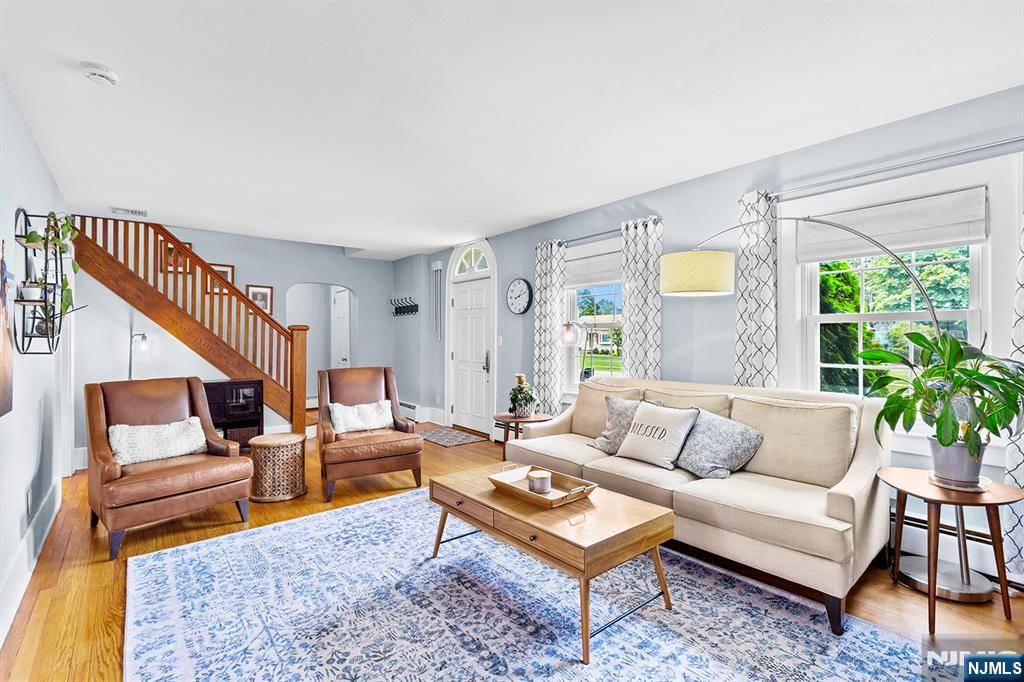 Pequannock Township, NJ 07444,25 Park AVE