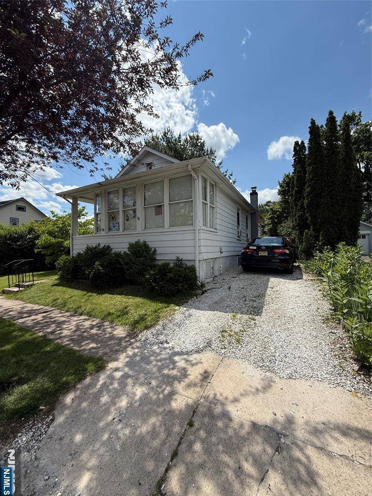 Fair Lawn, NJ 07410,14 Heights AVE