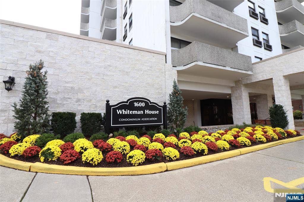 Fort Lee, NJ 07024,1600 Center AVE #11H